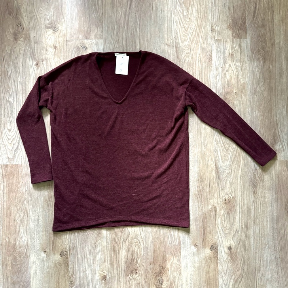 Reb in J 220 Maroon V Neck 3/4 Sleeve Sweater